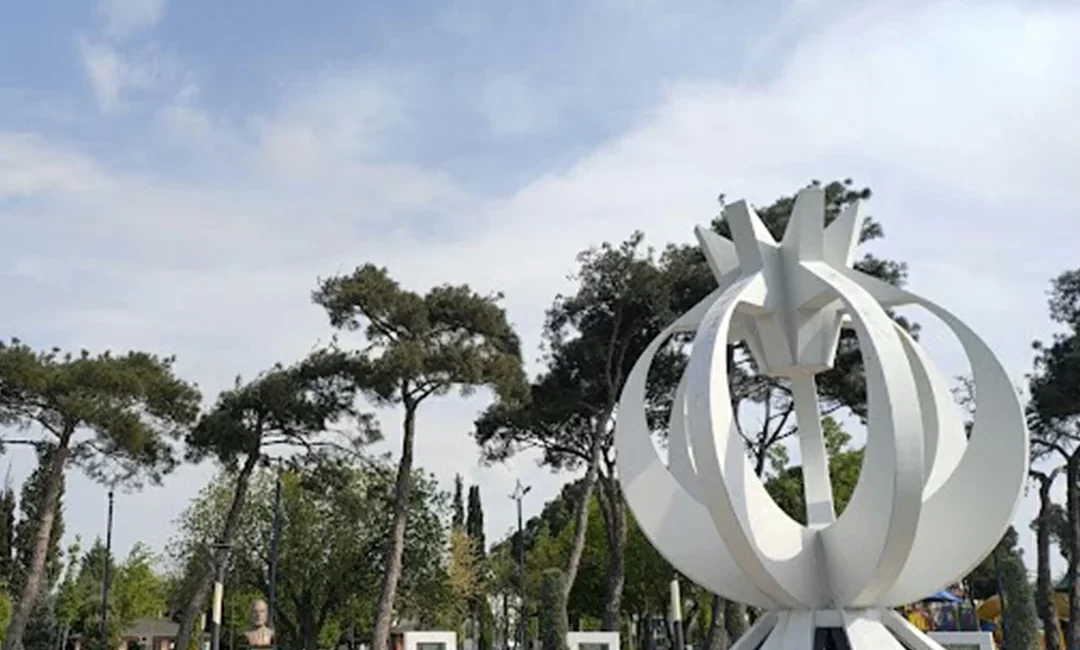Asri Mezarlığı Karesi ilçesinin