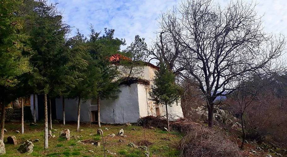 Barak Baba Türbesi