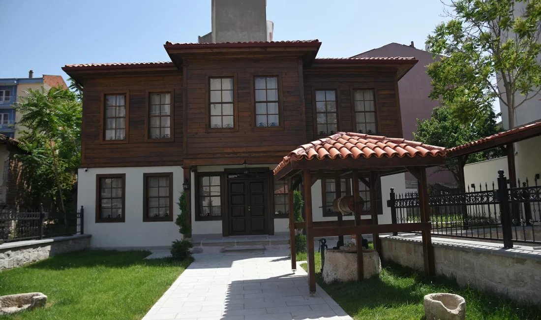 Ekinel Evi: Karesi Mahallesi’nde