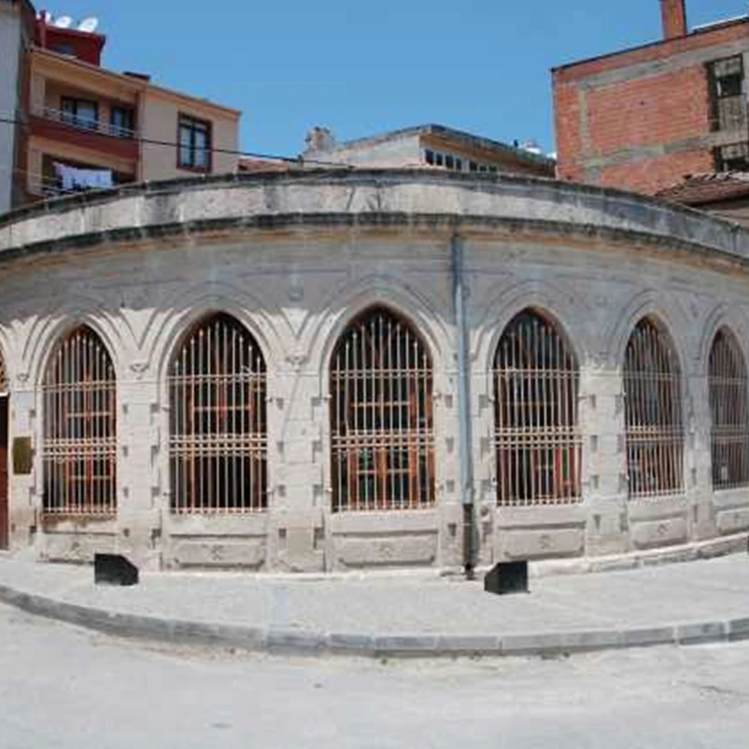 Karesi Türbesi