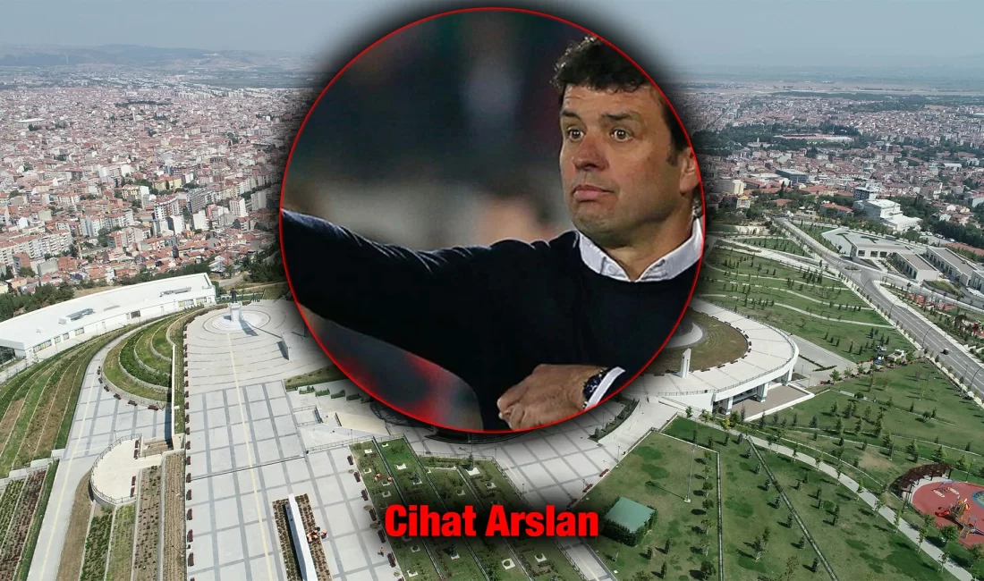Balıkesir’in Gömeç ilçesinde doğmuştur.